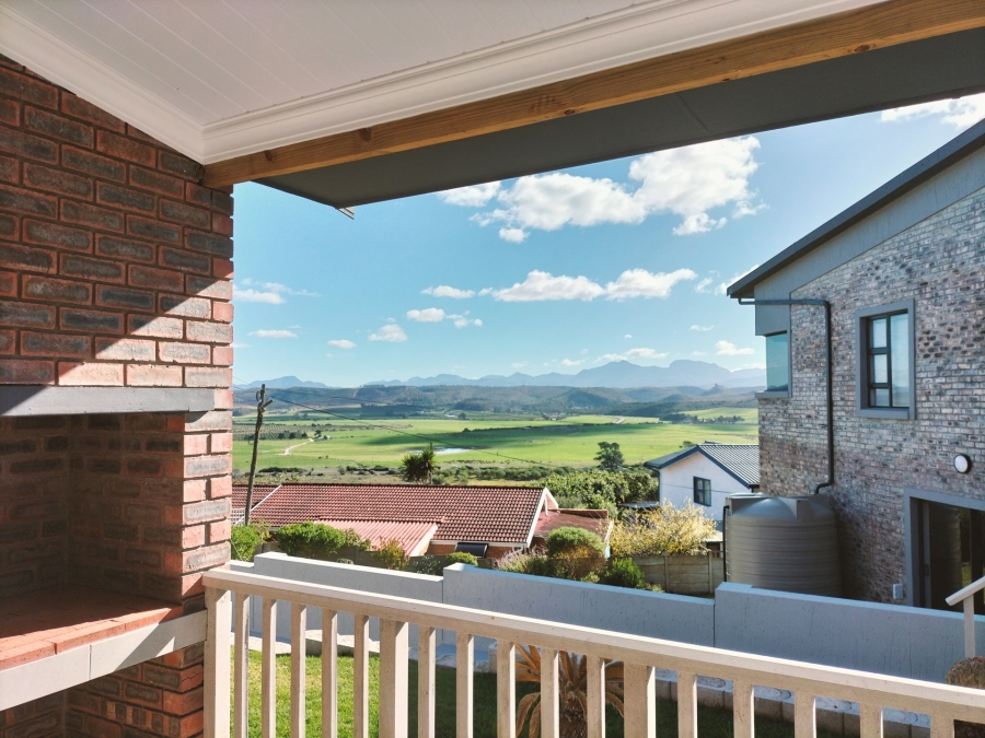 3 Bedroom Property for Sale in Fraaiuitsig Western Cape